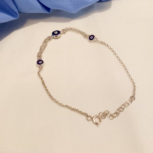 Women's Bracelet - Picture 2 of 3